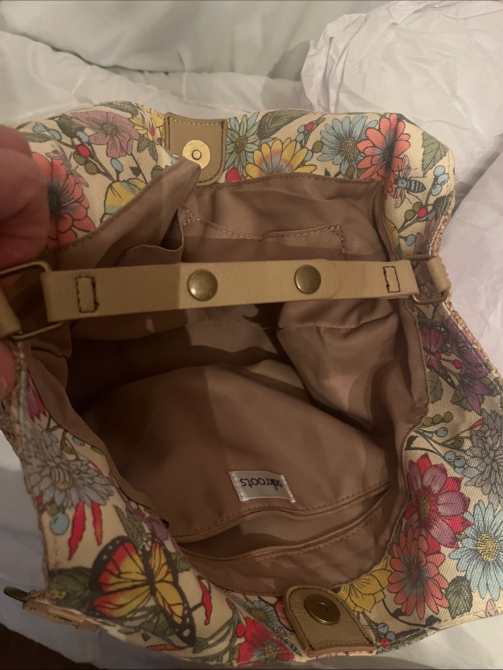 Sakroots Beige Straw Tote with Multicolor Floral Panel - Picture 13 of 16